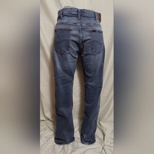 A Lee Men's Modern Series Slim Fit Tapered Leg Denim Jeans